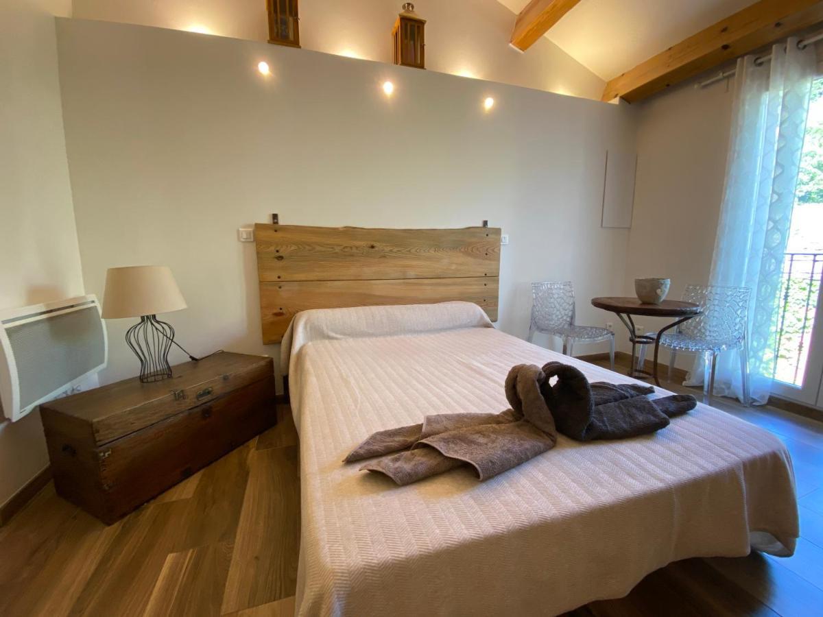 A MANDRIA, appartements avec cuisine 30m2, patio, vue Montagnes et citadelle, 5 minutes à pied du centre ville et des rivières Corte  Esterno foto