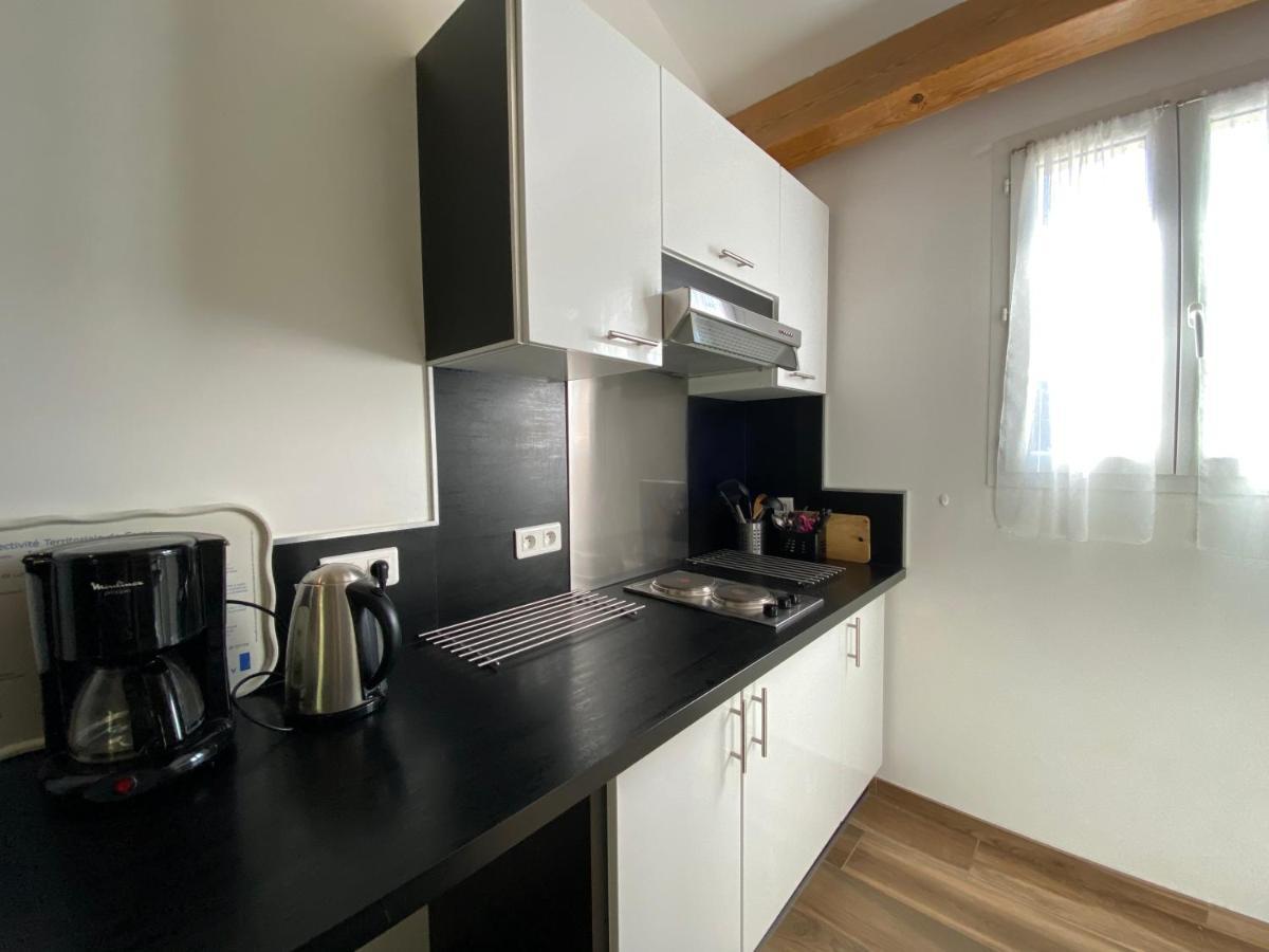 A MANDRIA, appartements avec cuisine 30m2, patio, vue Montagnes et citadelle, 5 minutes à pied du centre ville et des rivières Corte  Esterno foto