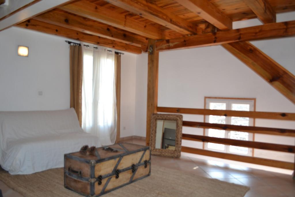 A MANDRIA, appartements avec cuisine 30m2, patio, vue Montagnes et citadelle, 5 minutes à pied du centre ville et des rivières Corte  Camera foto